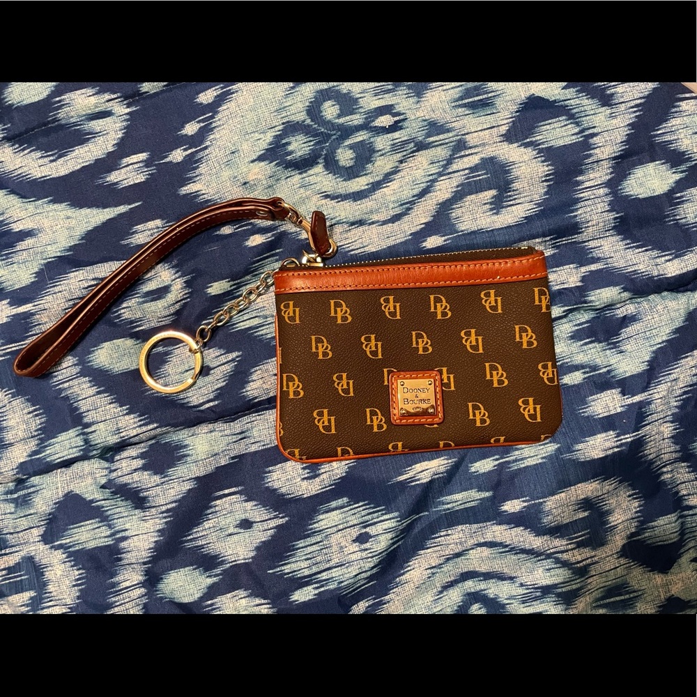 Dooney & Bourke signature zipper wristlet